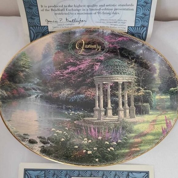 The Bradford Exchange Boxed Set Of 12 Ceramic Thomas Kinkade Decorative Plates - Picture 2 of 9